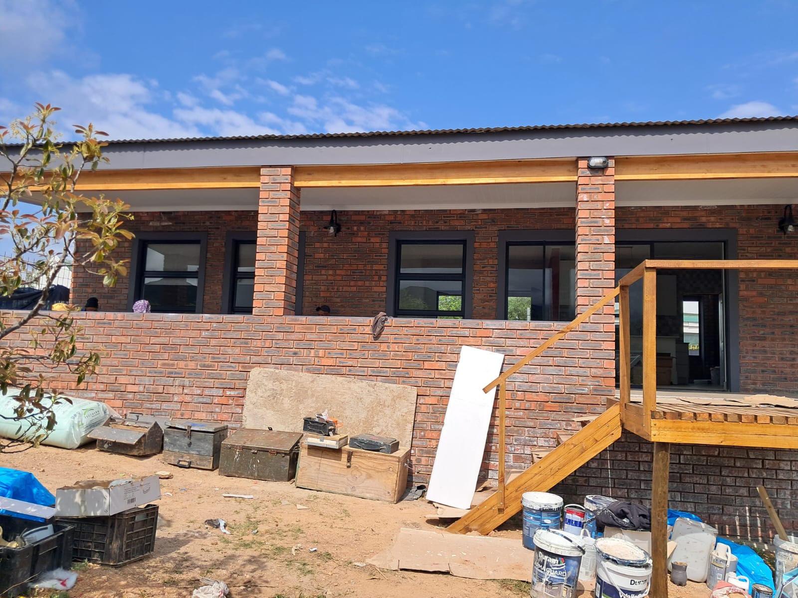 Du Plessis Family Home — photo 38 of 40